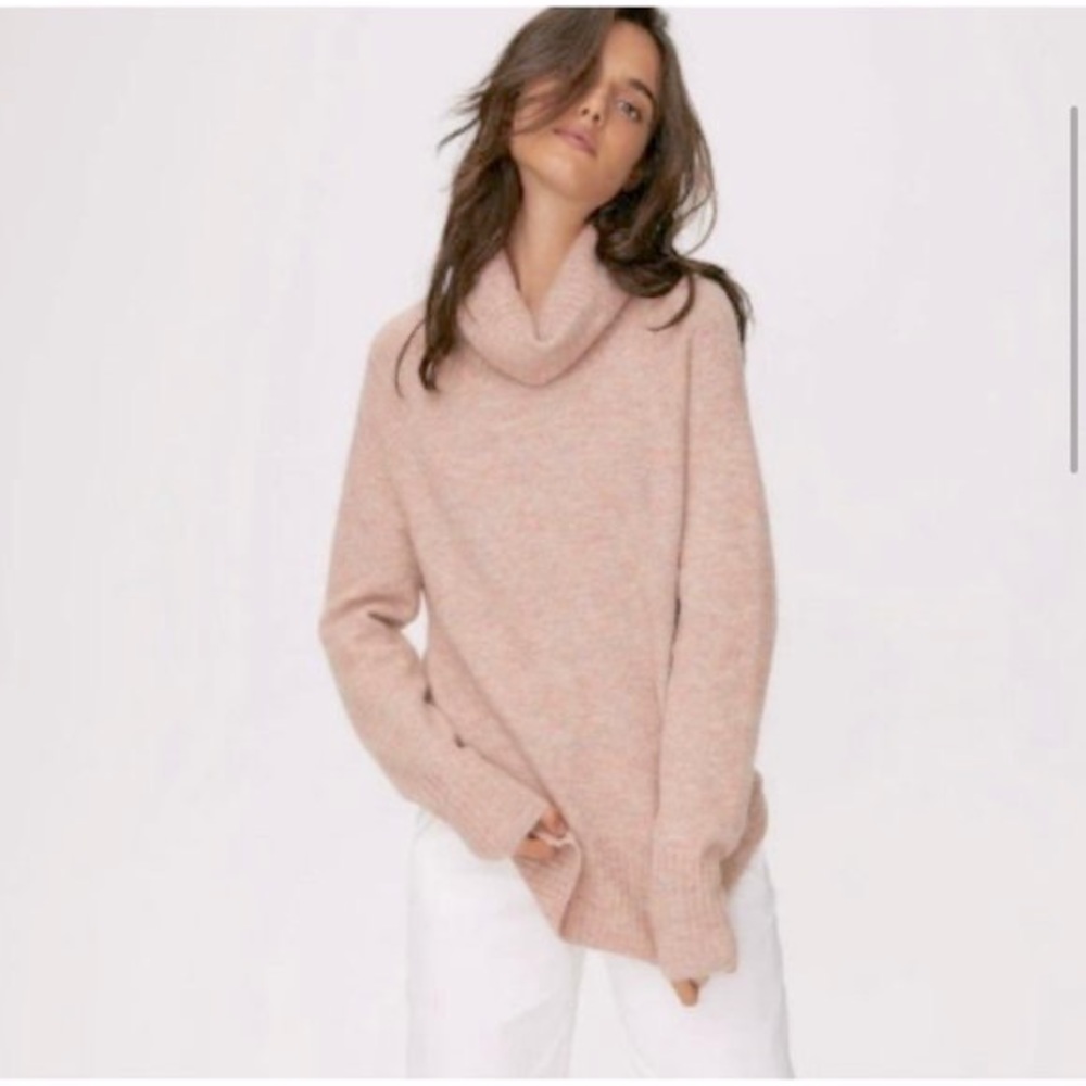 Aritzia The Group By Babaton Plutarch Pink Sweater - XS